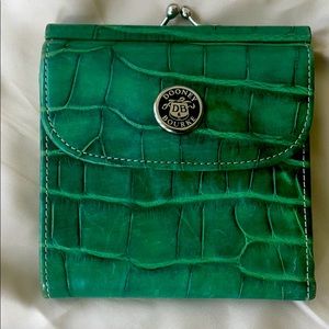 Dooney & Bourke alligator green wallet
